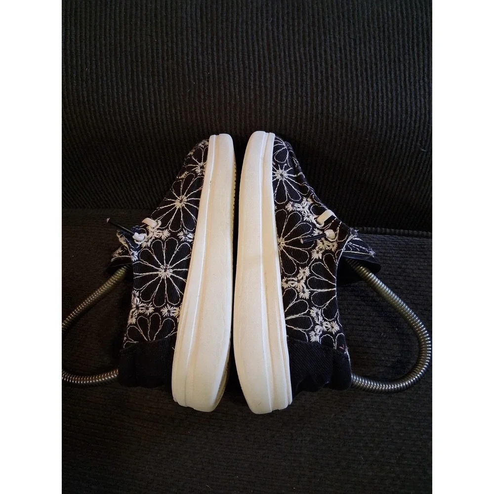 Hey Dude‎ Girls/Youth Wendy Rise Slip On Black/ White Size K13 Eyelet